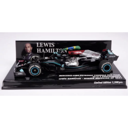 MERCEDES-AMG PETRONAS...